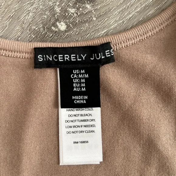 Sincerely Jules Women's Beige Tank Top - Picture 3 of 3